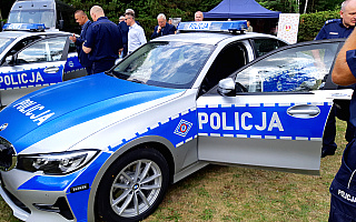 Sportowe BMW trafiły do garnizonu policji. Swój pierwszy test przejdą jutro podczas Rajdu Polski w Mikołajkach